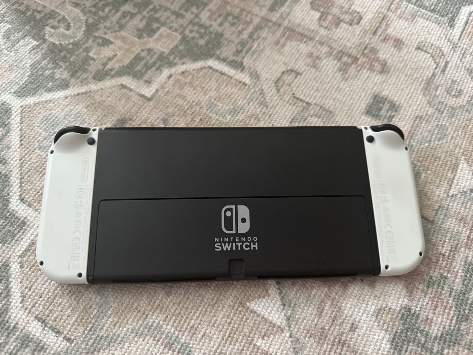 Nintendo Switch Oled повна комплектація та ігри whitcher 3,payday