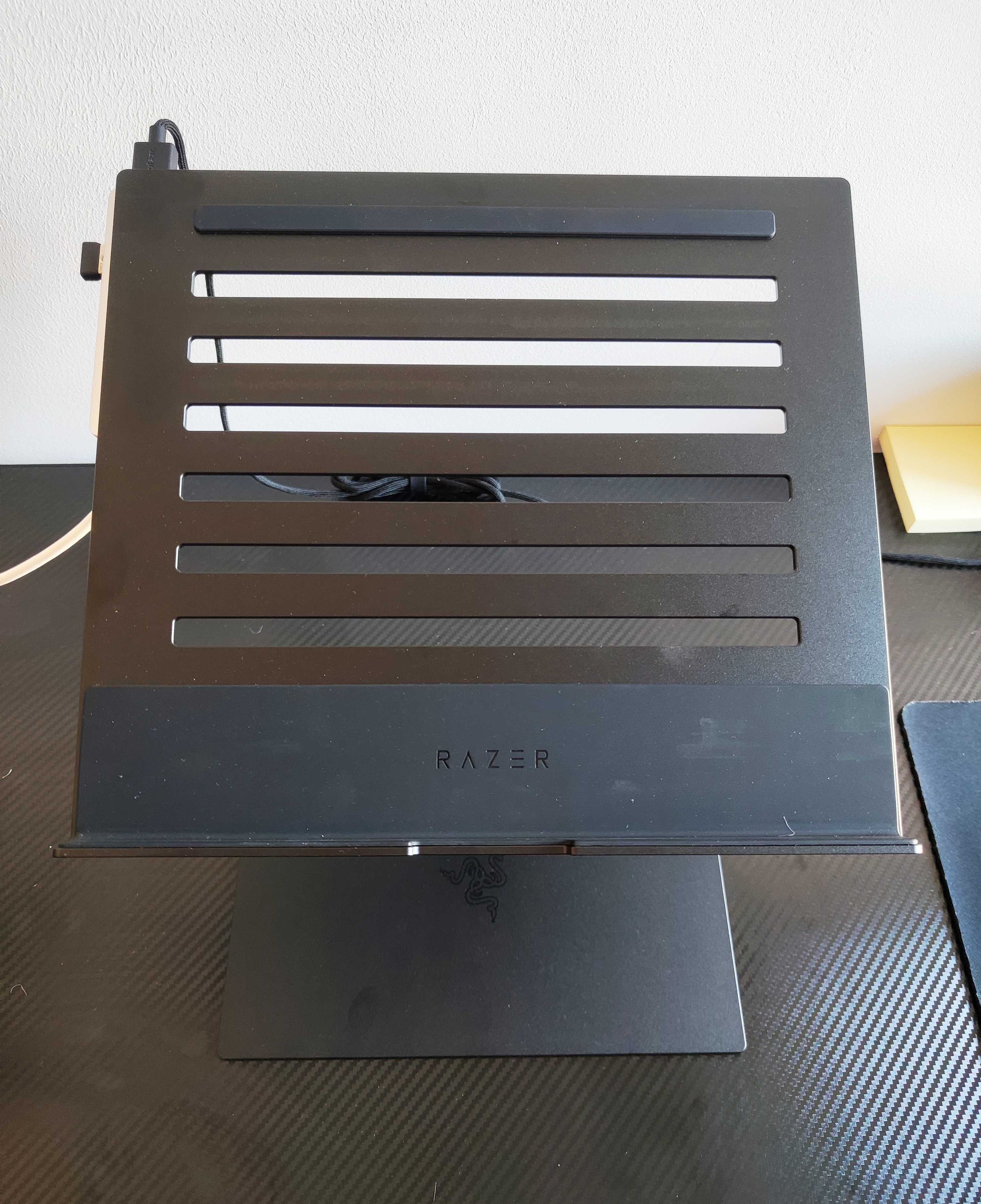 Razer Adjustable Laptop Stand / Suporte Ajustável Para Portátil Razer