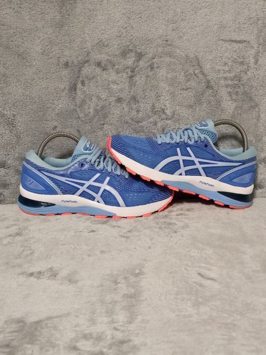 Жіночі кросівки для бігу Asics