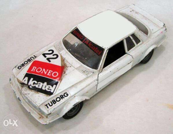 Mercedes SLC miniatura rara anos 80