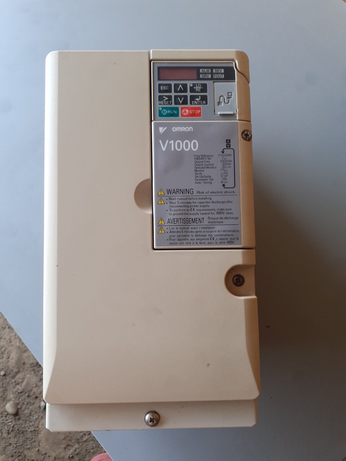 Частотник omron V1000