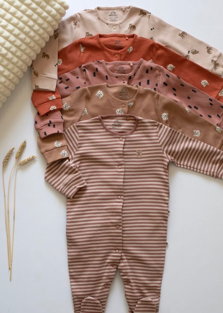 Чоловічки сліпи Netx та Carters для дівчат та хлопців