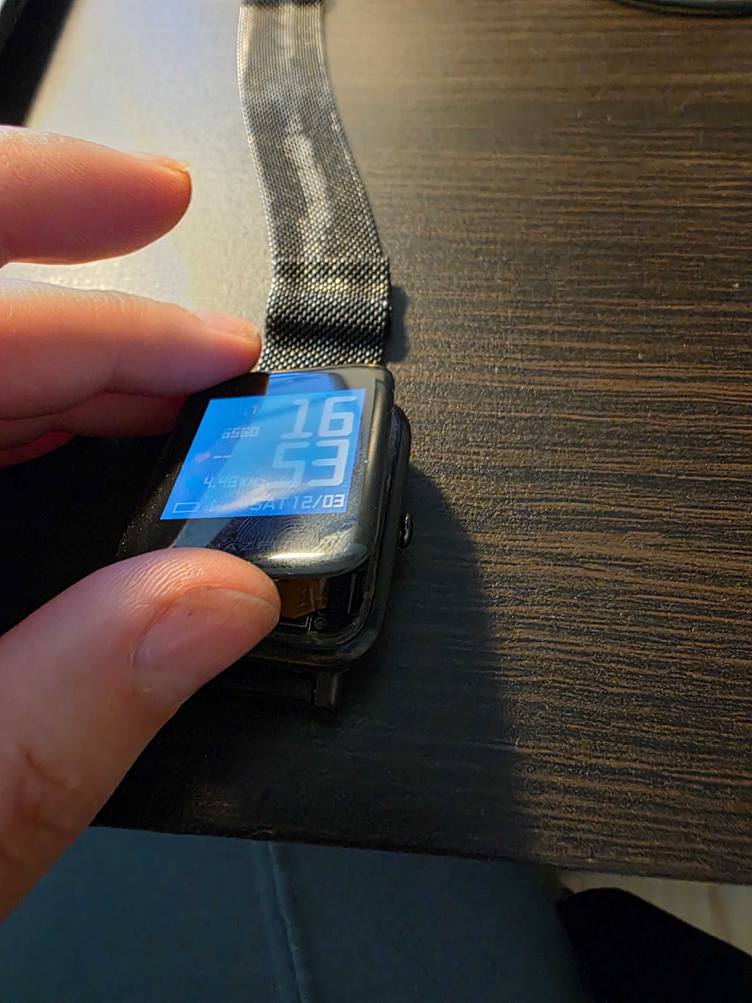 Smart watch amazfit bip