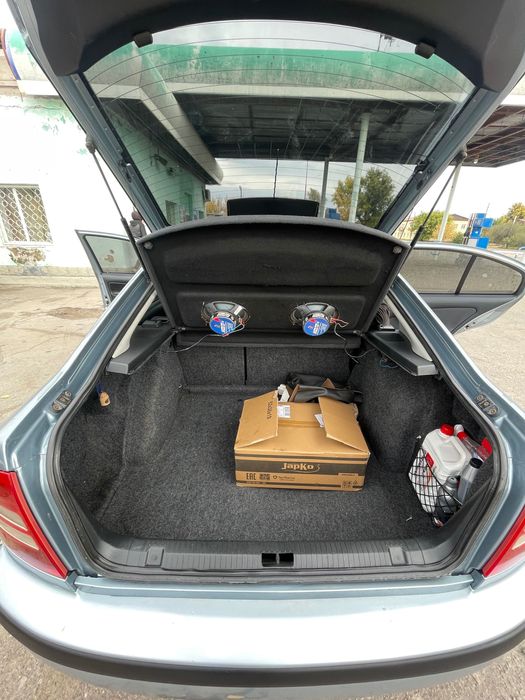 Продам машину SKODA OCTAVIA
