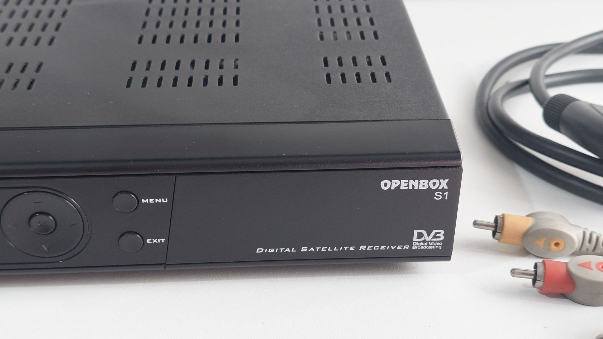Спутниковый ресивер Openbox S1