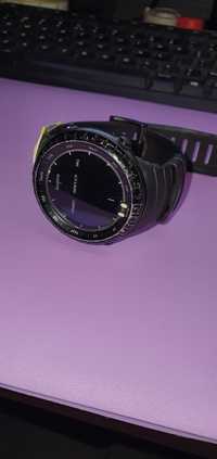 Zegarek sportowy suunto Core.