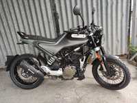 Husqvarna Svartpilen 125 Café Racer kat B 21r/10tkm RATY Transport