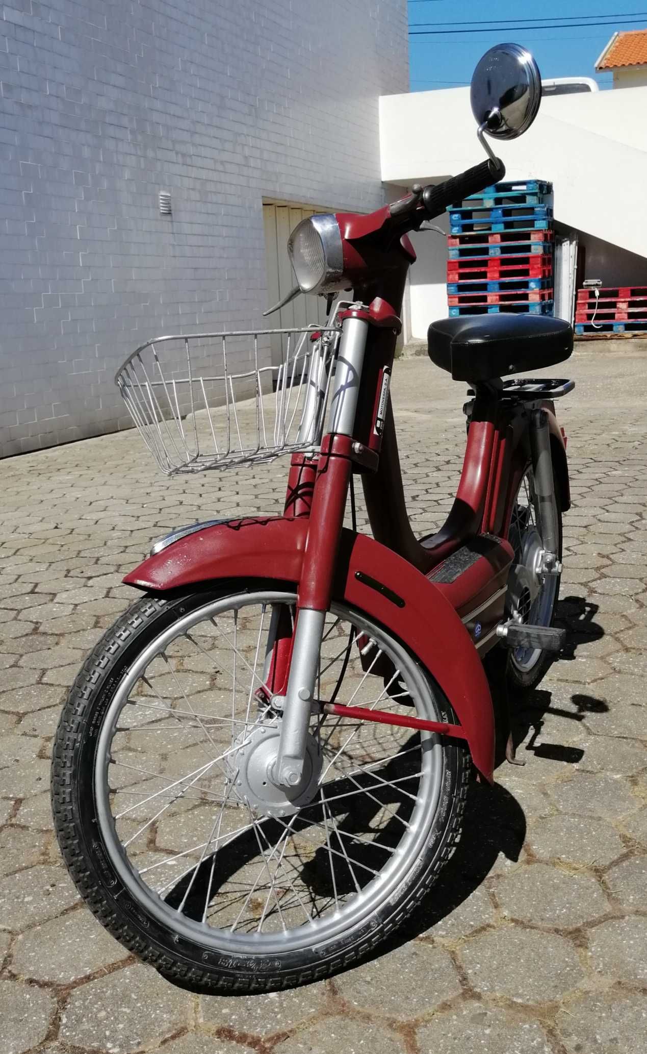 Vespino LS (Lujo Sport), velocípede com motor auxiliar