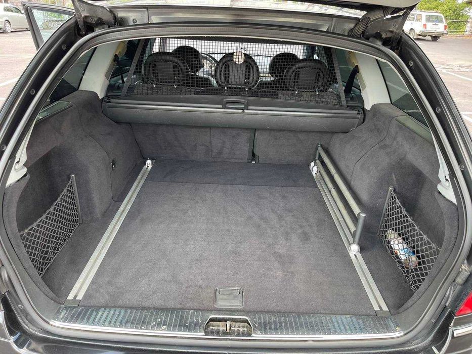 Mercedes-Benz E-Class 2003 S211