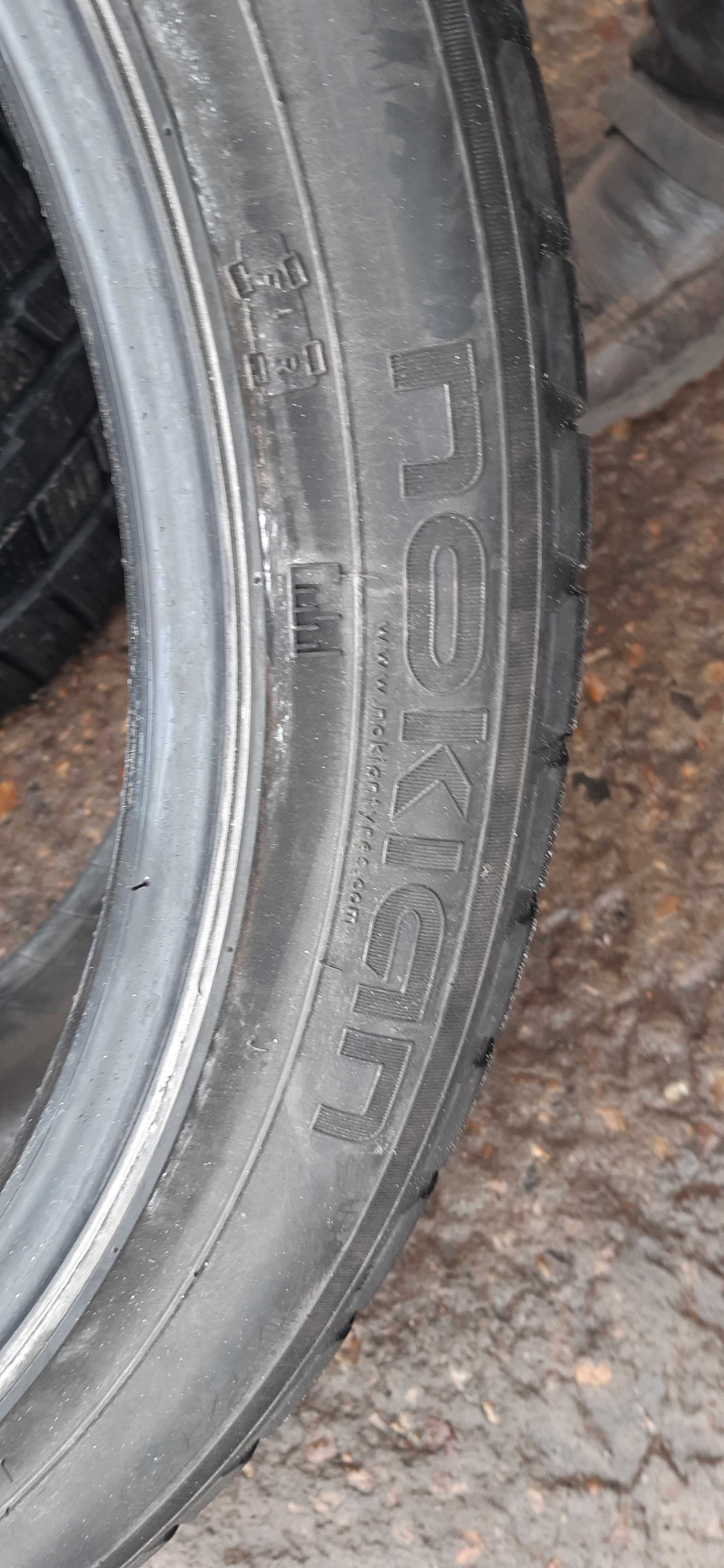 Шини Nokian 255/40 R19