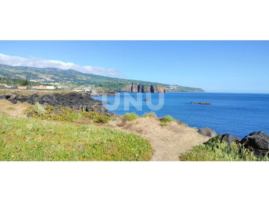 Terreno Rústico, em São Vicente Ferreira.