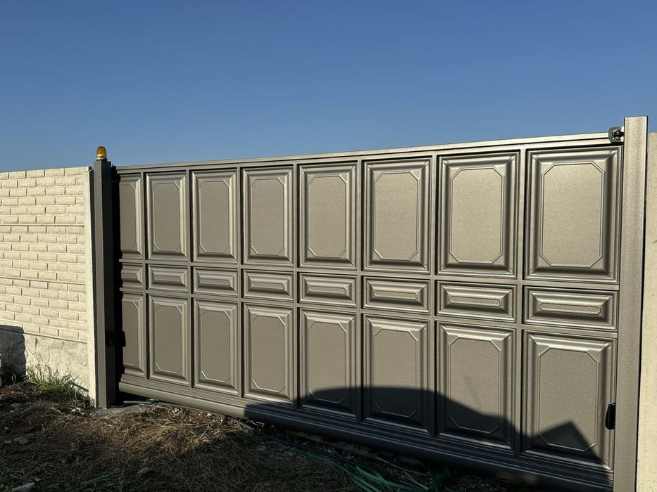 Ворота відкотні, розпашні, гаражні, секційні, калітки