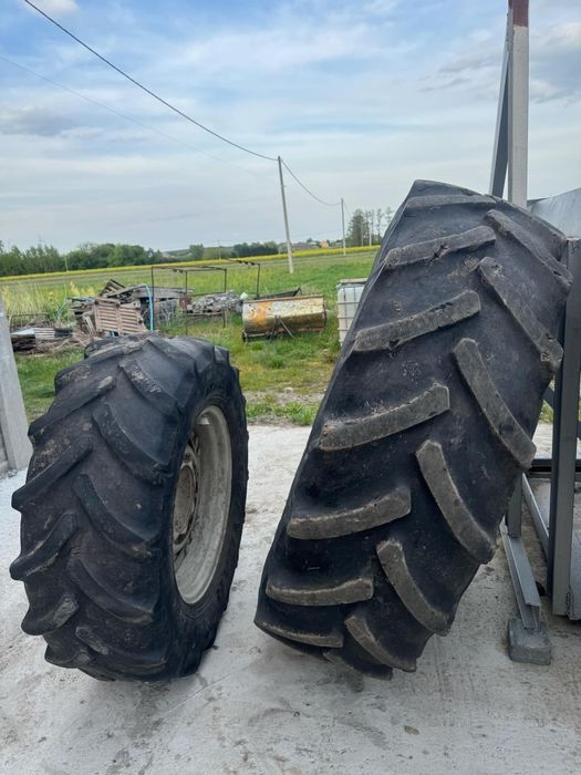 Koła Valtra Fendt MF John Deree 380/70R24 i 420/85R34