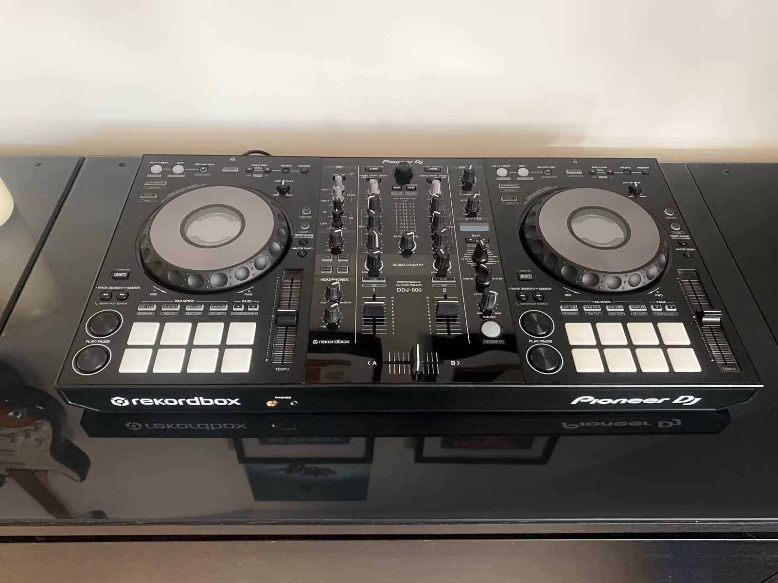 Pioneer DDJ 800 - Stan Celujący jak nowy