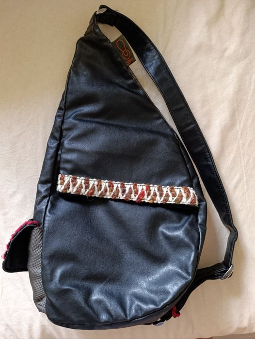 Сумка слінг жіноча рюкзак