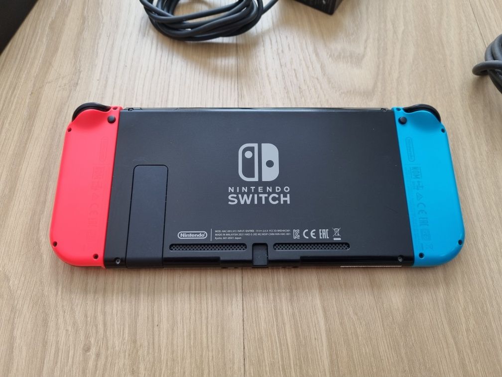 Konsola Nintendo Switch zadbane bdb stacja