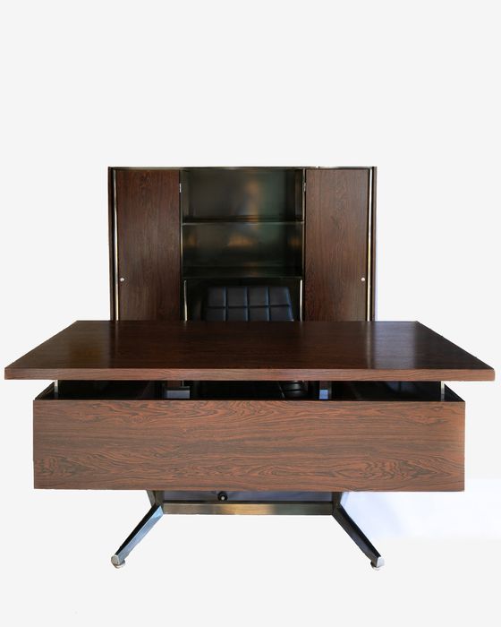 Secretária e arquivo Daciano da Costa folheado a Pau Santo, Longra