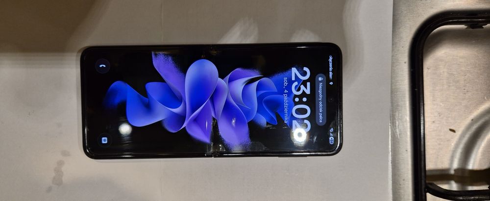 Samsung Galaxy Z Filip 3 5G / 256 GB  Czarny NOWA BATERIA! +2 etui