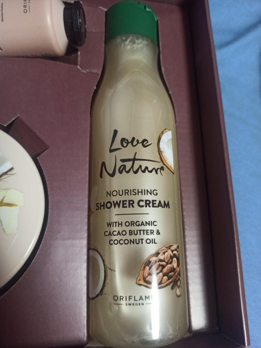 Love nature Oriflame кокосовий набір