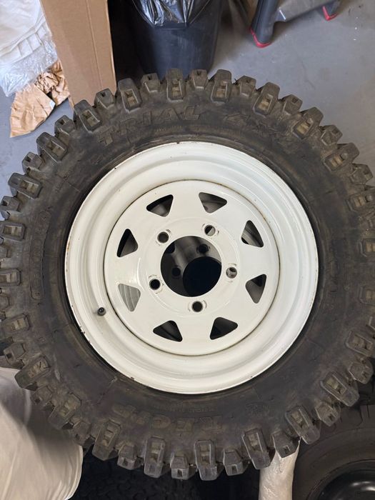 4 jantes e pneus para Land Rover defender