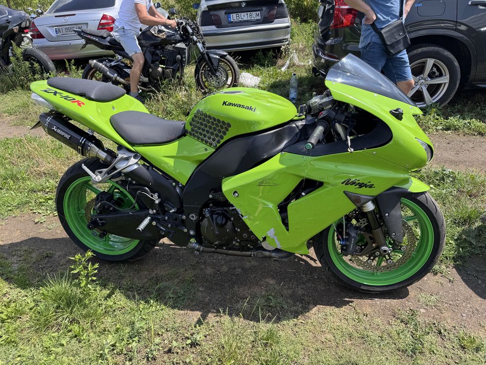 Продам kawasaki zx10r