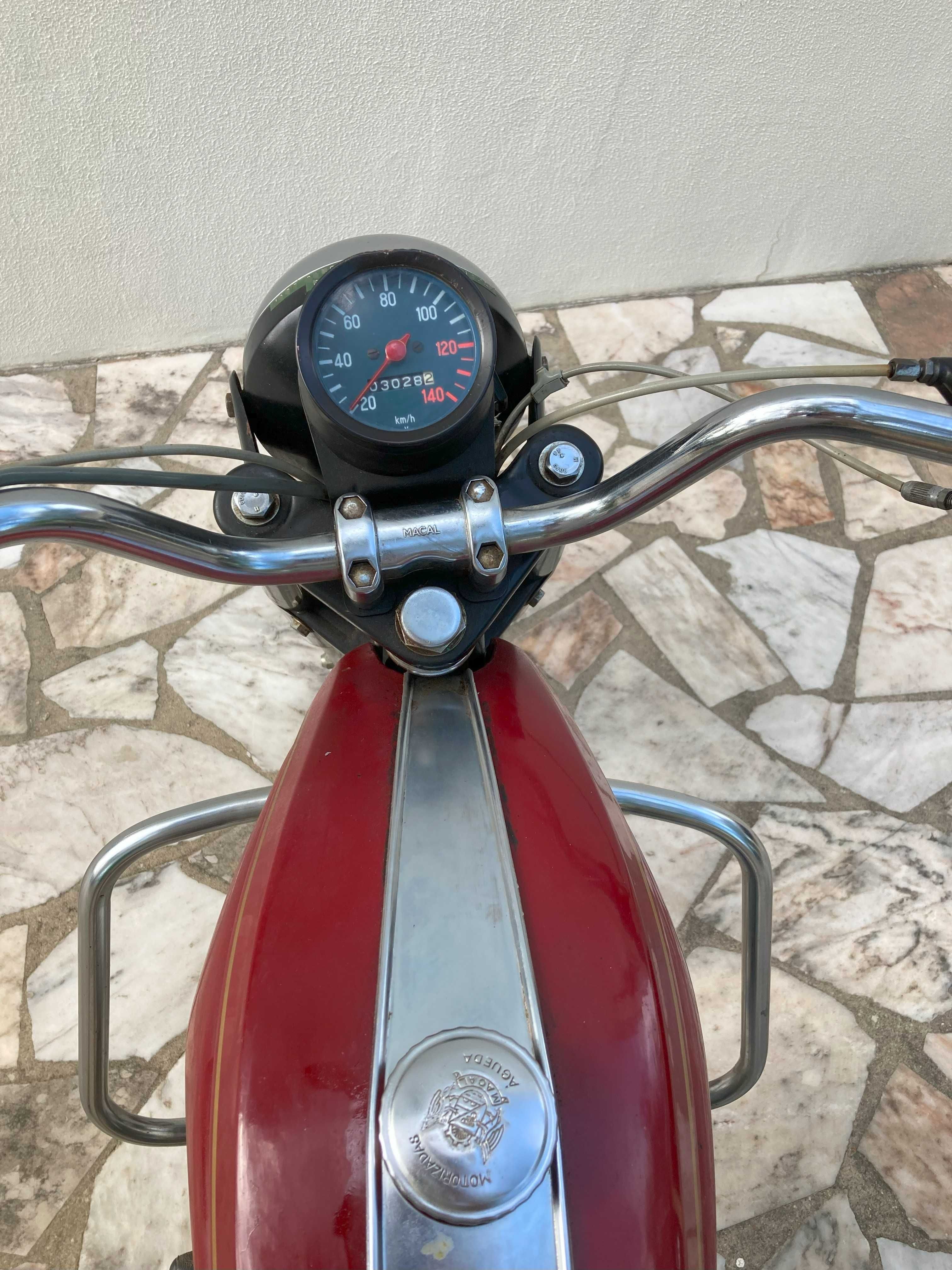 Macal M70 motorizada em primeira mão - Ano 1984 - Muito bom estado