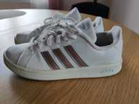 Buty marki adidas 38