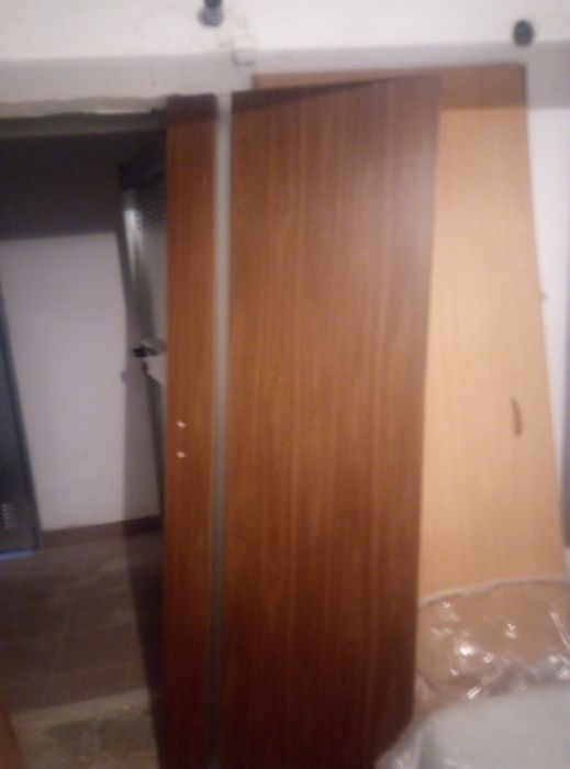 Sprzedam drzwi łazienkowe