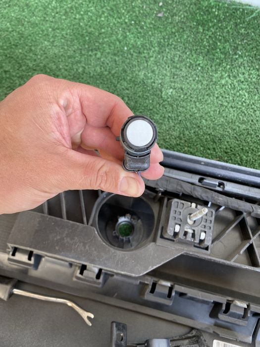 Audi q3 83a мертві зони ліва права проводка партронік