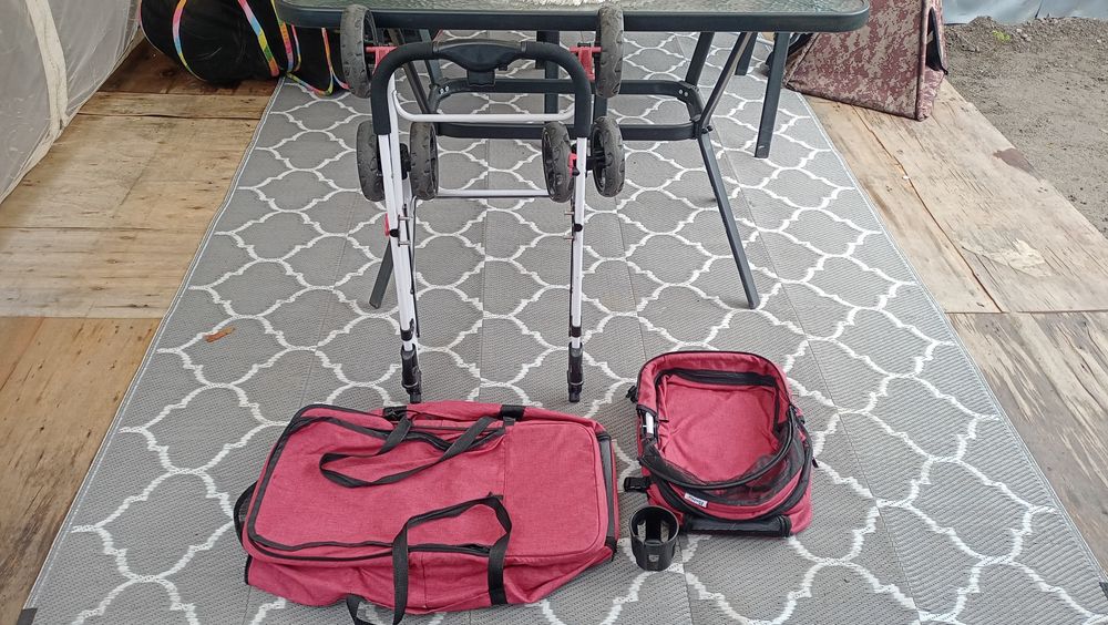 Wózek dla zwierząt podwójny transporter na kolkach dla kota psa