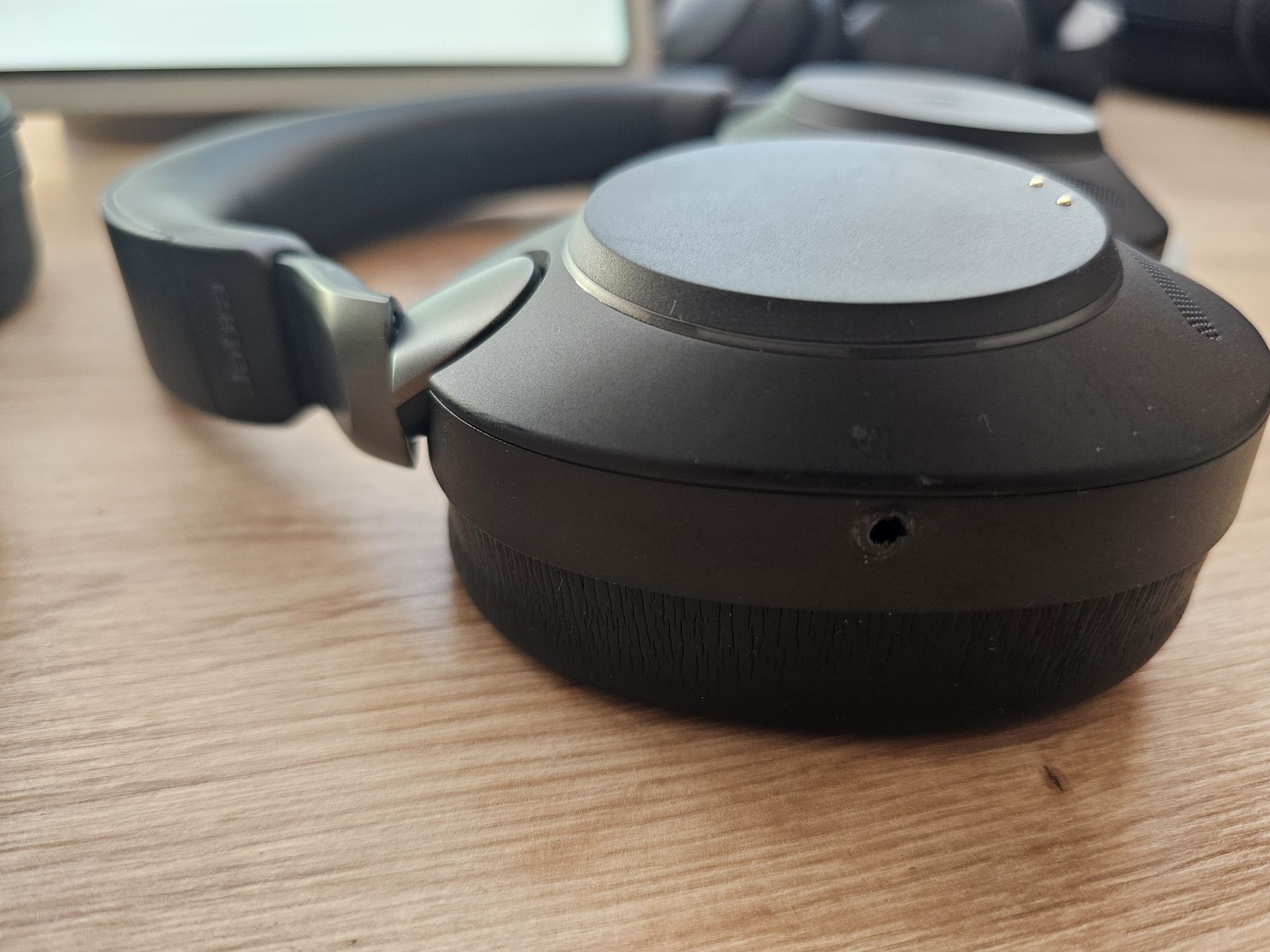 Навушники з мікрофоном JABRA Evolve2 85