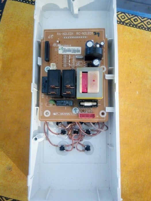 Панель управления.Сенсорная панель микроволновки Samsung G2739NR.