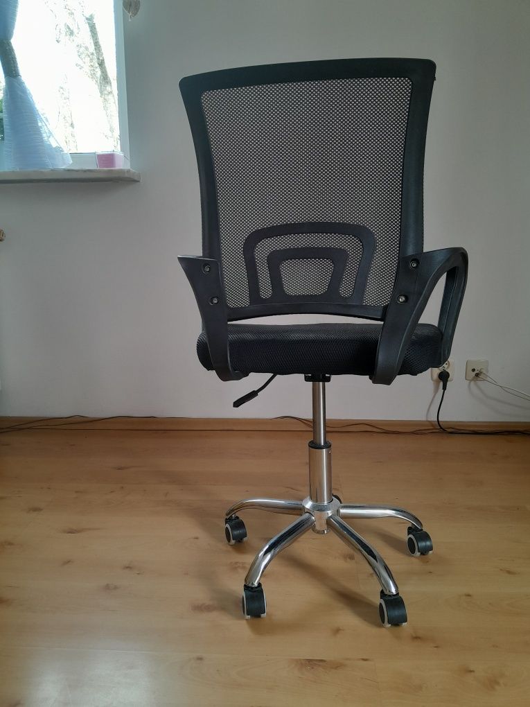 Krzesło biurowe pod biurko pilne