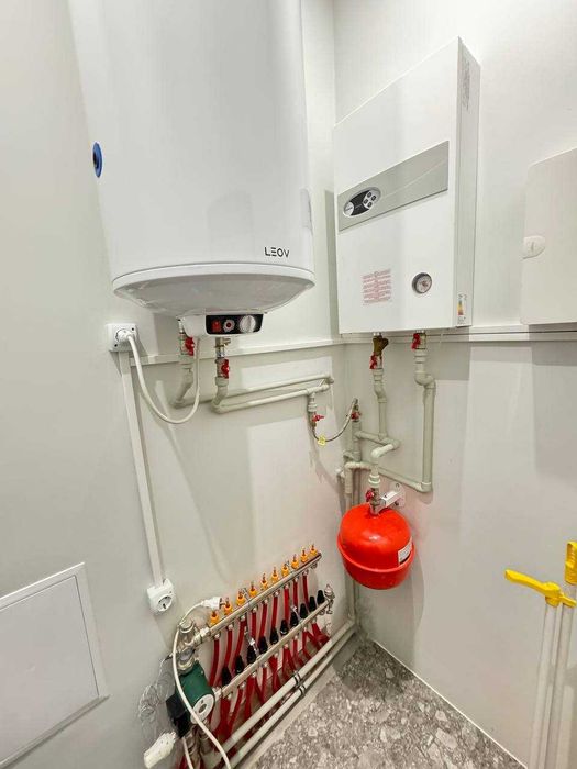 Продам Будинок/Таунхаус з ремонтом, меблями та технікою у Вовчинцях!!!