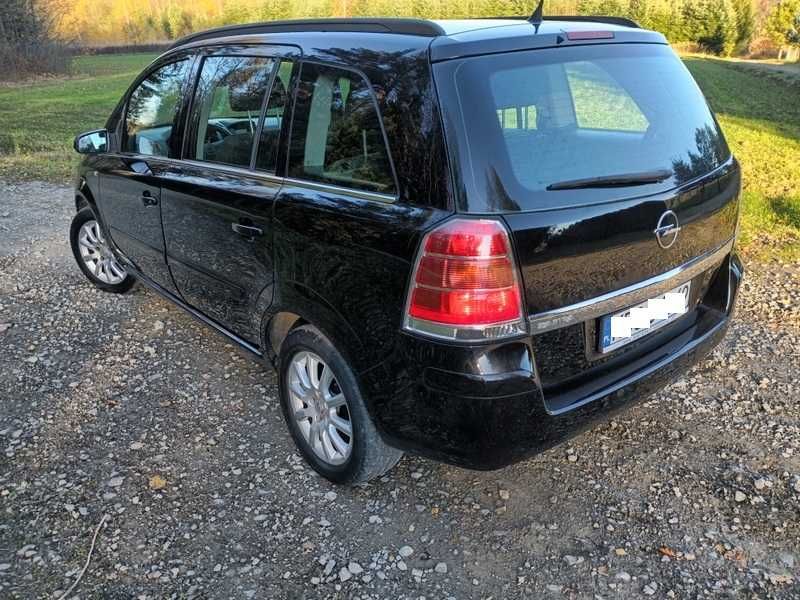 **Opel Zafira B 1.6 16V 2006r, Klima , 7 Foteli, Zadbana ! **
