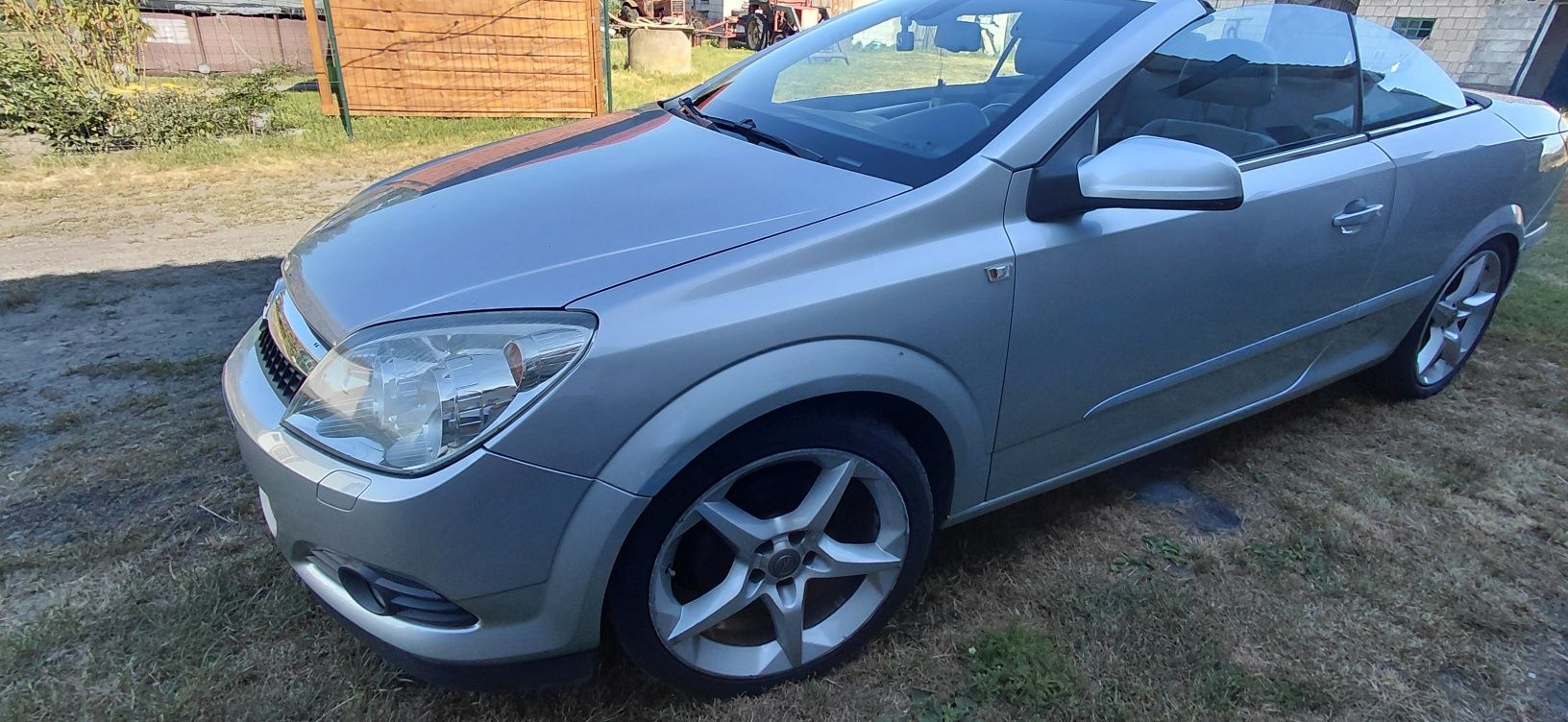 Opel astra h cabrio