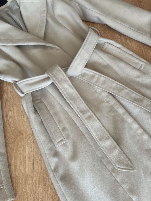 Reserved płaszcz jesienny r.40