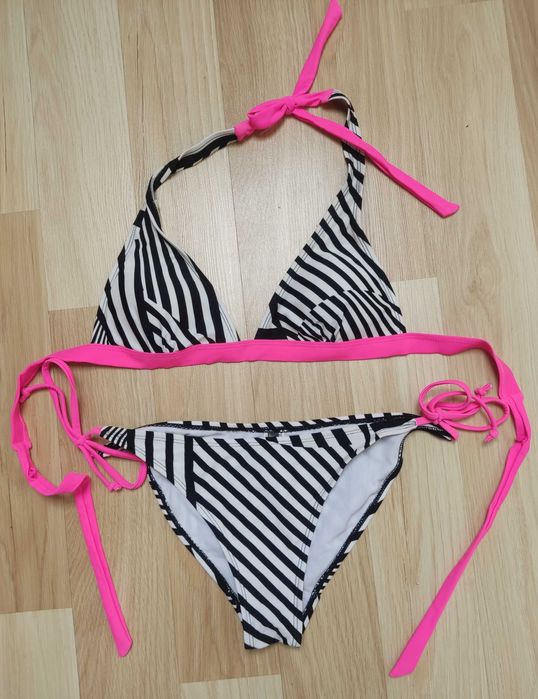 strój dwuczęściowy bikini czarno-białe paski z różowymi sznurkami S/M