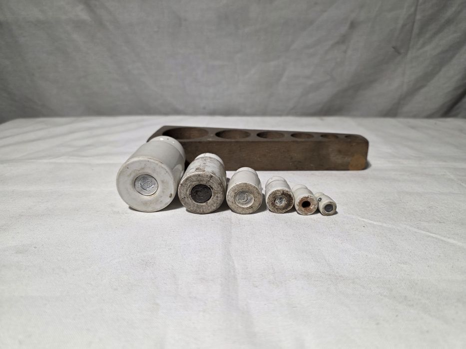 Zestaw odważników porcelanowych w etui 1/2-20dkg