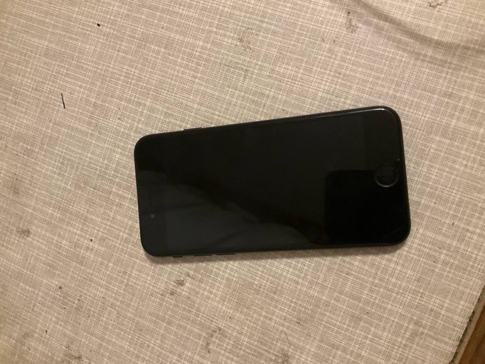 iPhone se 2020 состояние 9/10
