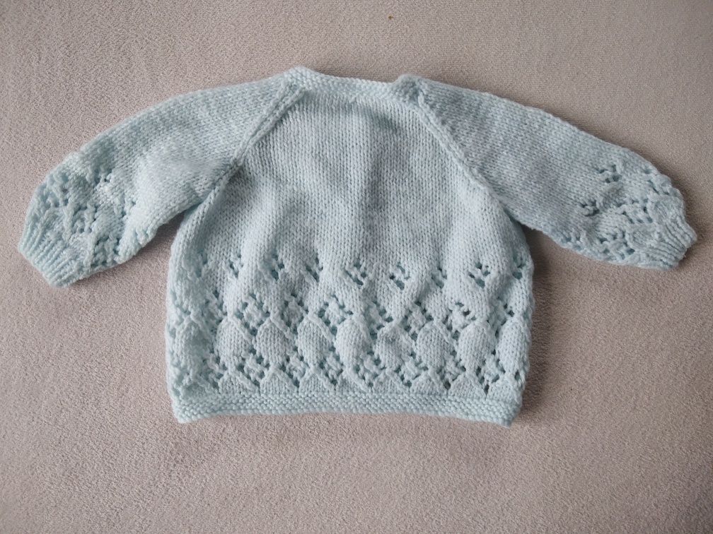 Sweterek dla dziewczynki