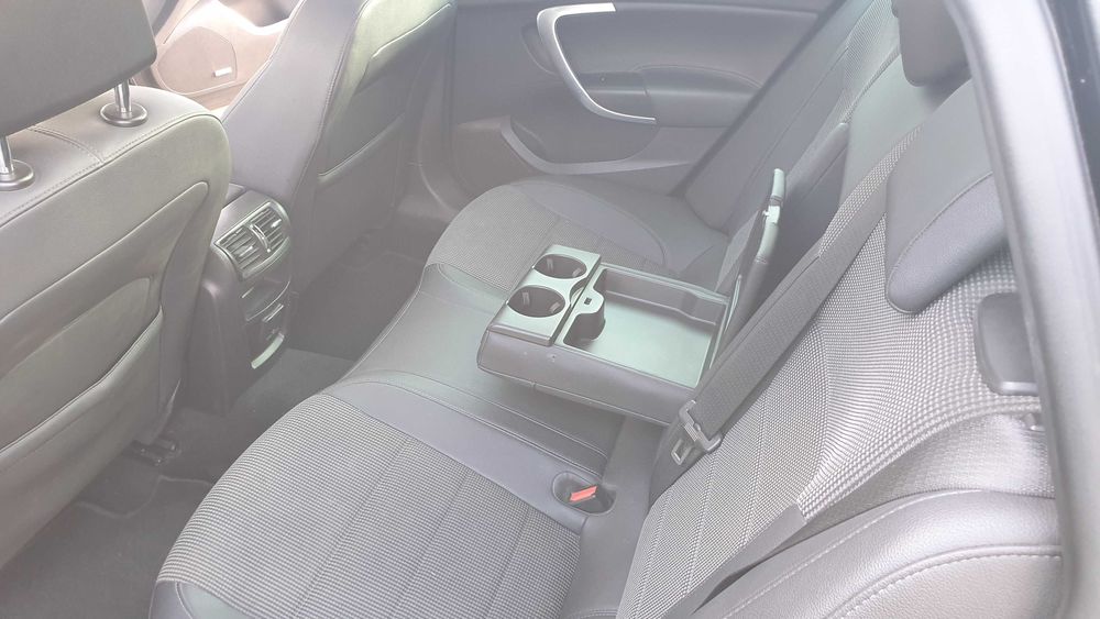 Продаю Opel Insignia