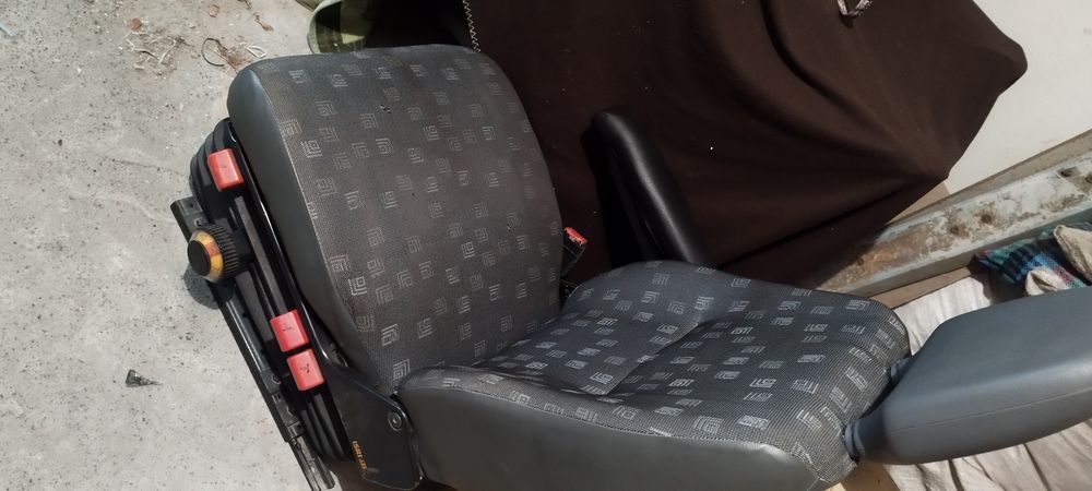 Сидіння пілот мерседес, фольксваген