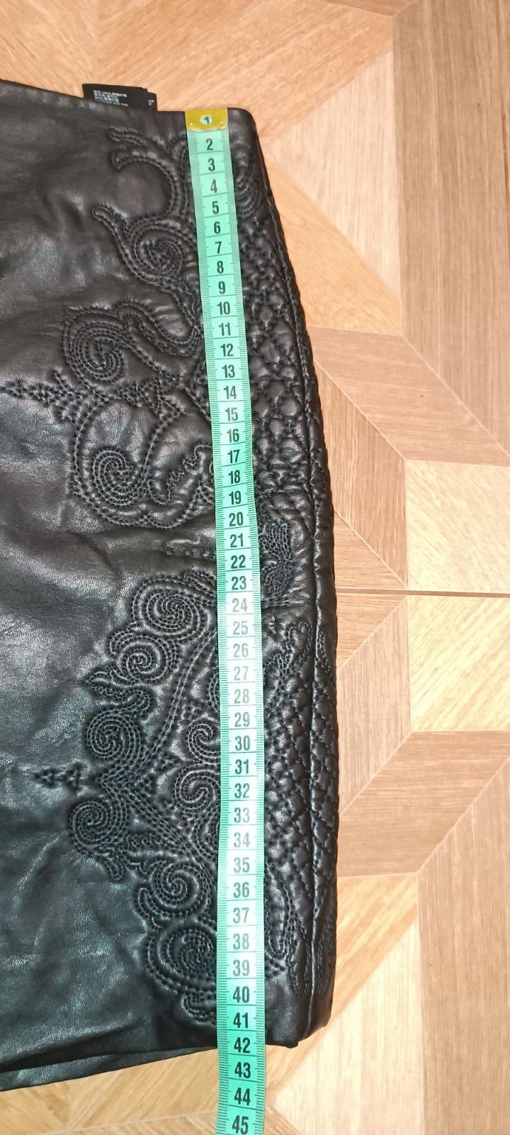 Кожаная юбка H&M, размер 48