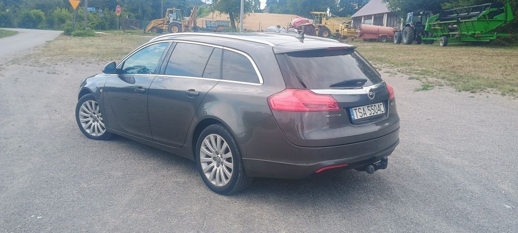Opel Insignia kombi automat 2.0CDTI