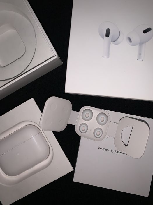 Air pods pro (1 generation)