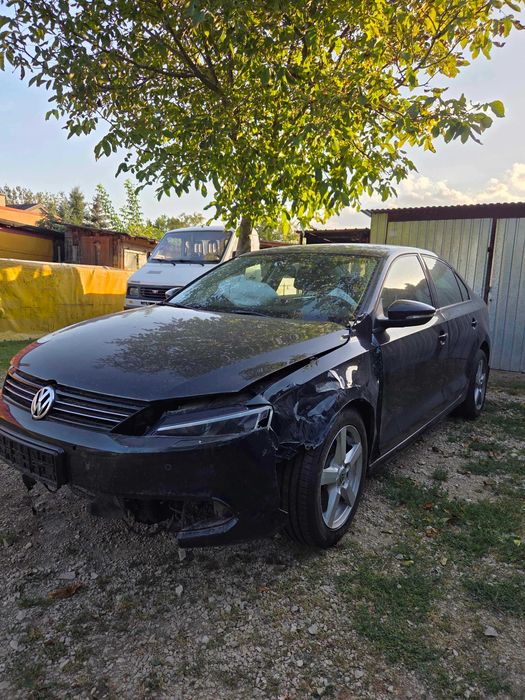 Volkswagen Jetta 2011r. 1.6 TDI 105KM