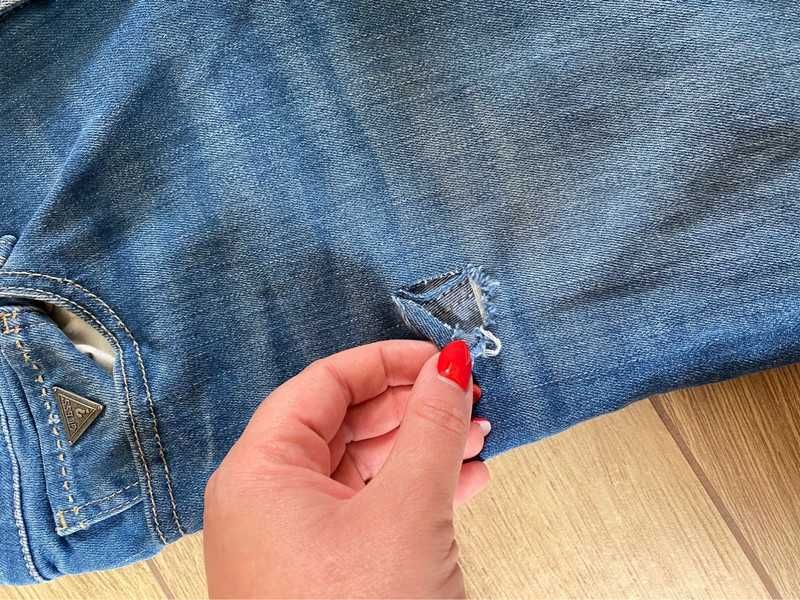 spodnie guess jeansy