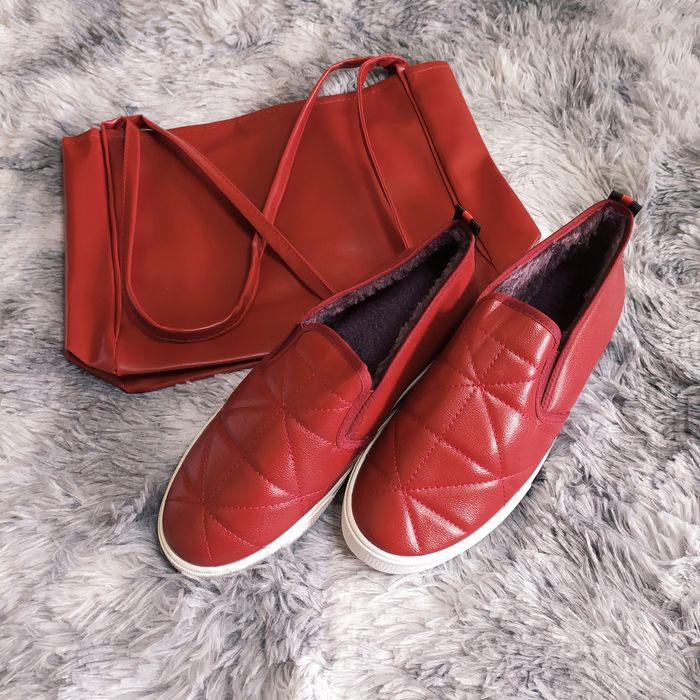 Слипони мокасіни кросівки жіночі взуття весняне сумочка подарунок