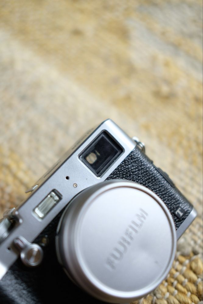 Fuji X100T na sprzedaz, w super stanie